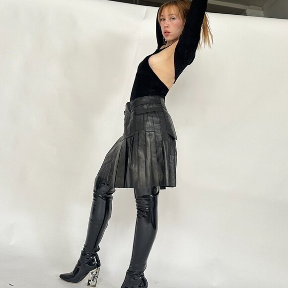 Marithe Francois Girbaud leather pleated mini / midi skirt - Picture 7 of 11